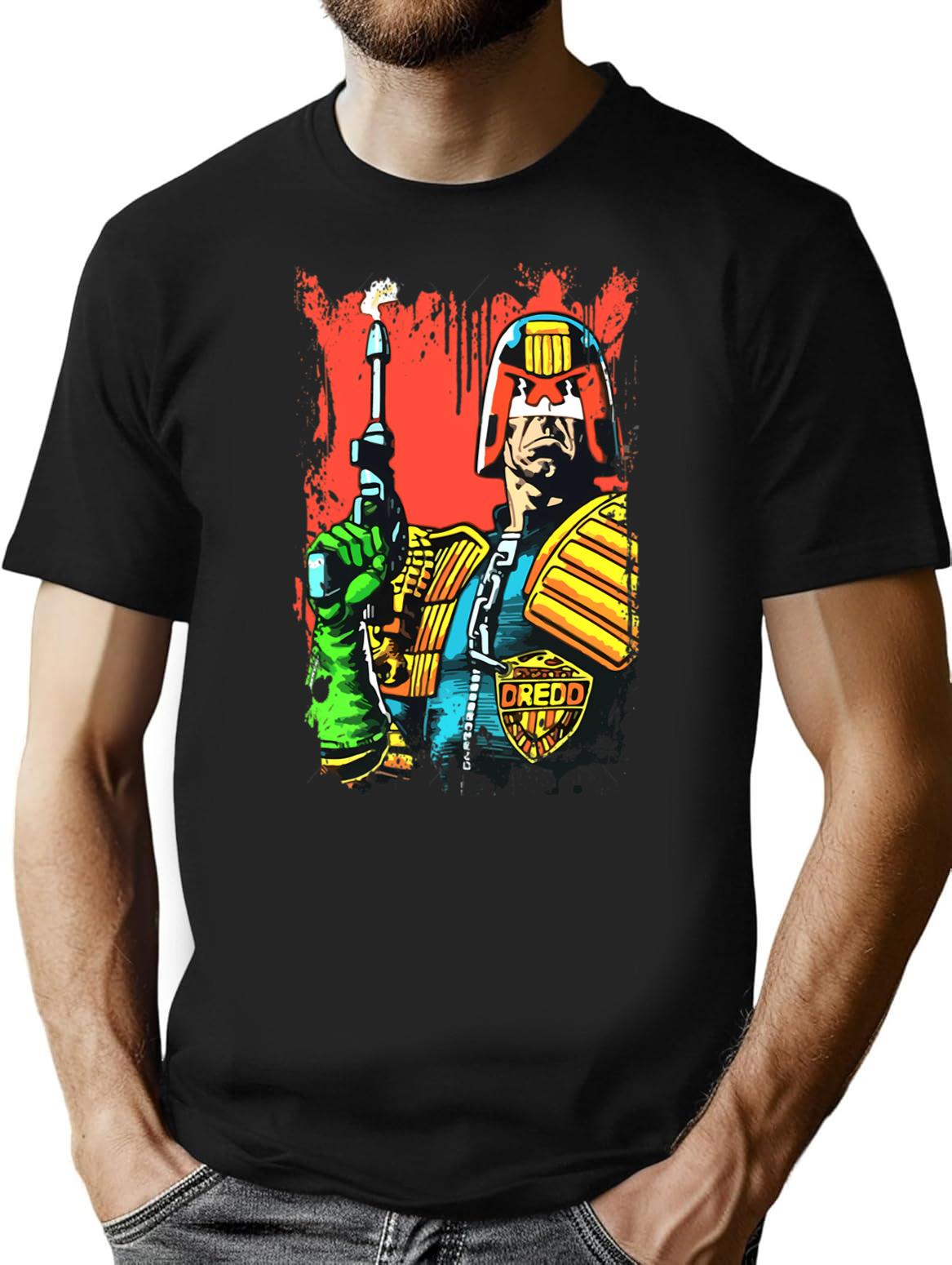 Judge Dredd Comic Funny Gift Essential . T-Shirt - Black